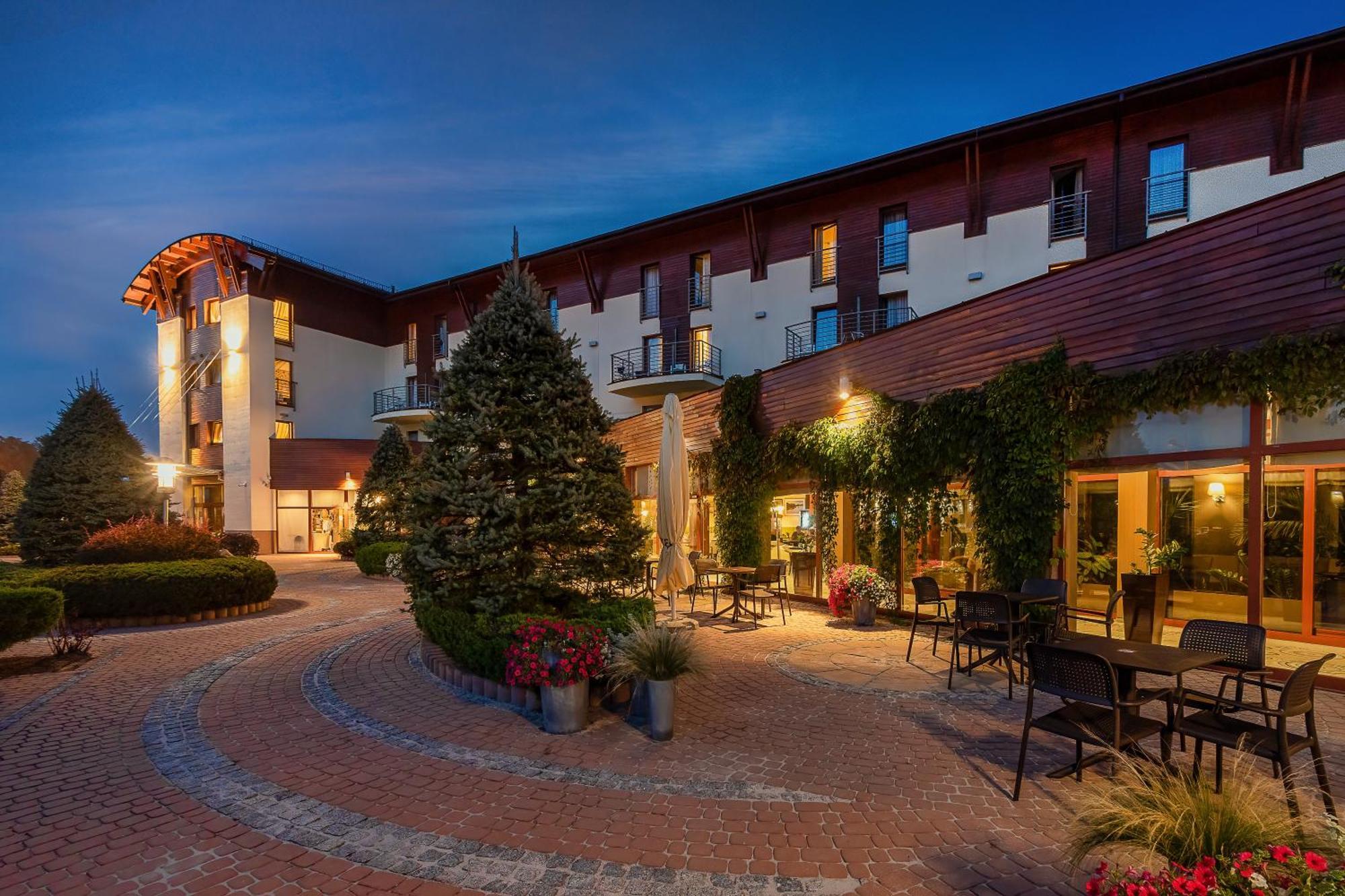 Hotel Medical Spa Malinowy Zdroj Solec-Zdrój Esterno foto